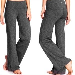 Athleta Kickbooty Flare Yoga Pants